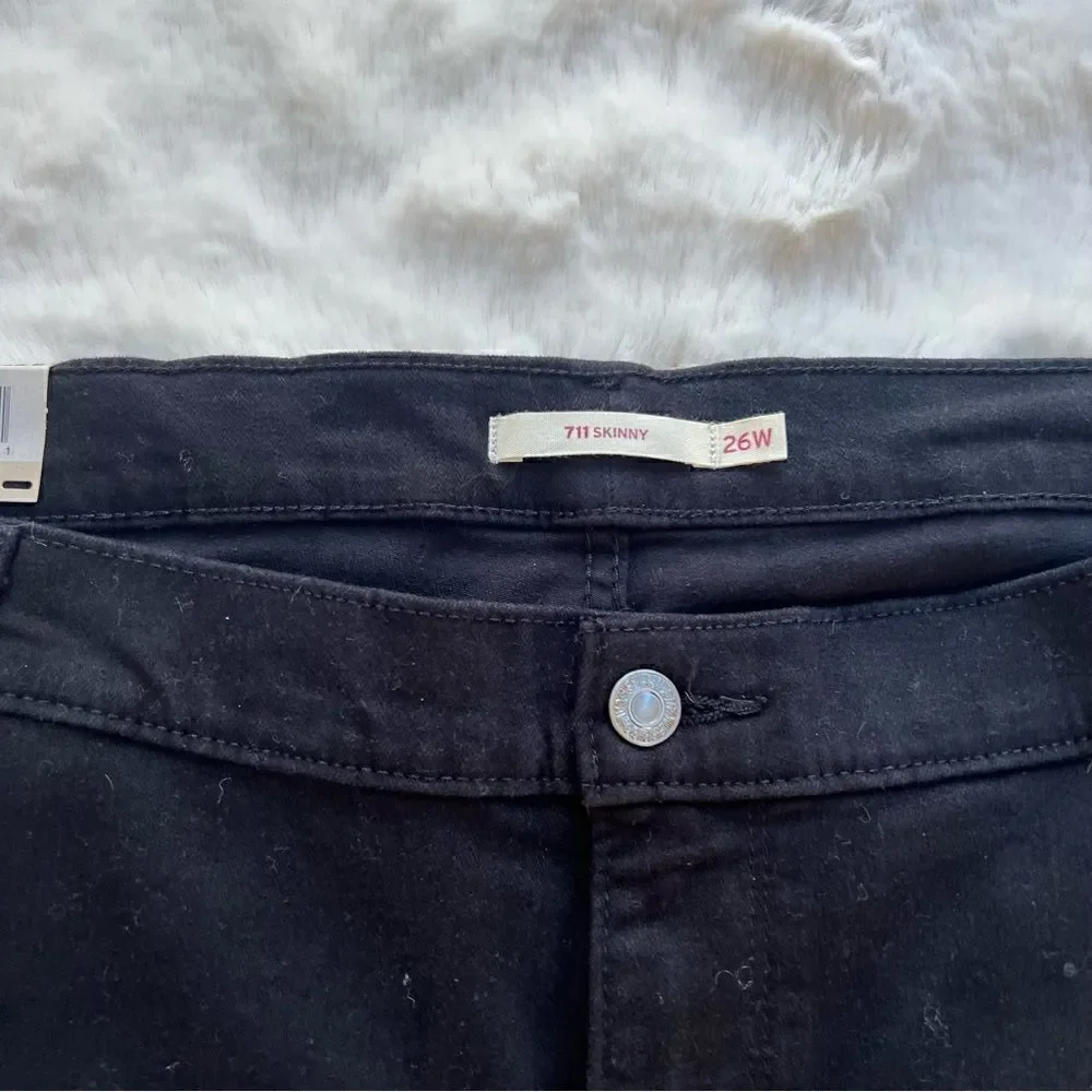 Levi’s 711 Distressed Skinny Jeans Black Denim Mid Rise 26W Plus Size NWT